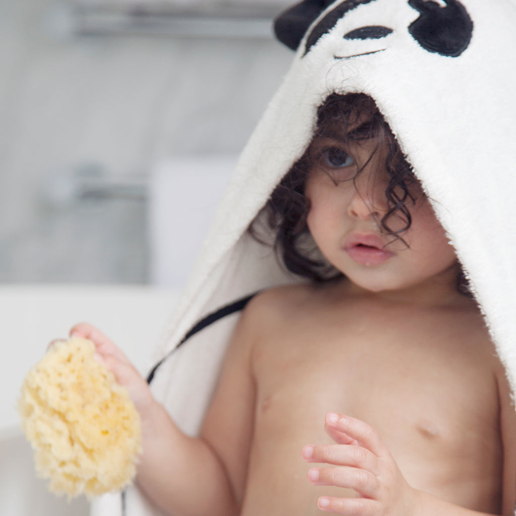 natural sea sponge for toddler bathtimes